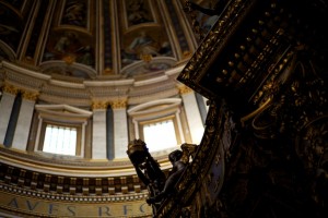 Blick in die Kuppel von Sankt Peter