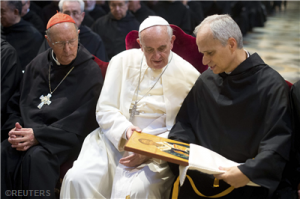 Papst Franziskus bei den Augustinern