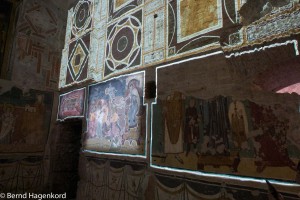Mit technischer Hilfe werden die Fresken besser sichtbar - Santa Maria Antiqua, Rom